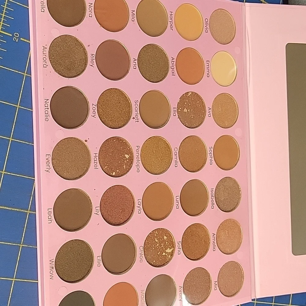 bey cosmetics explore focallure